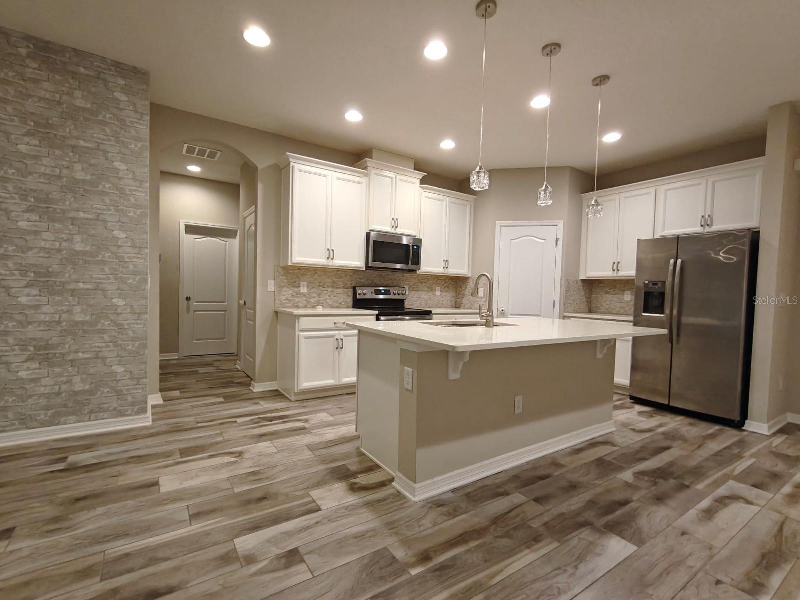 ORANGE CREEK - Residential Lease