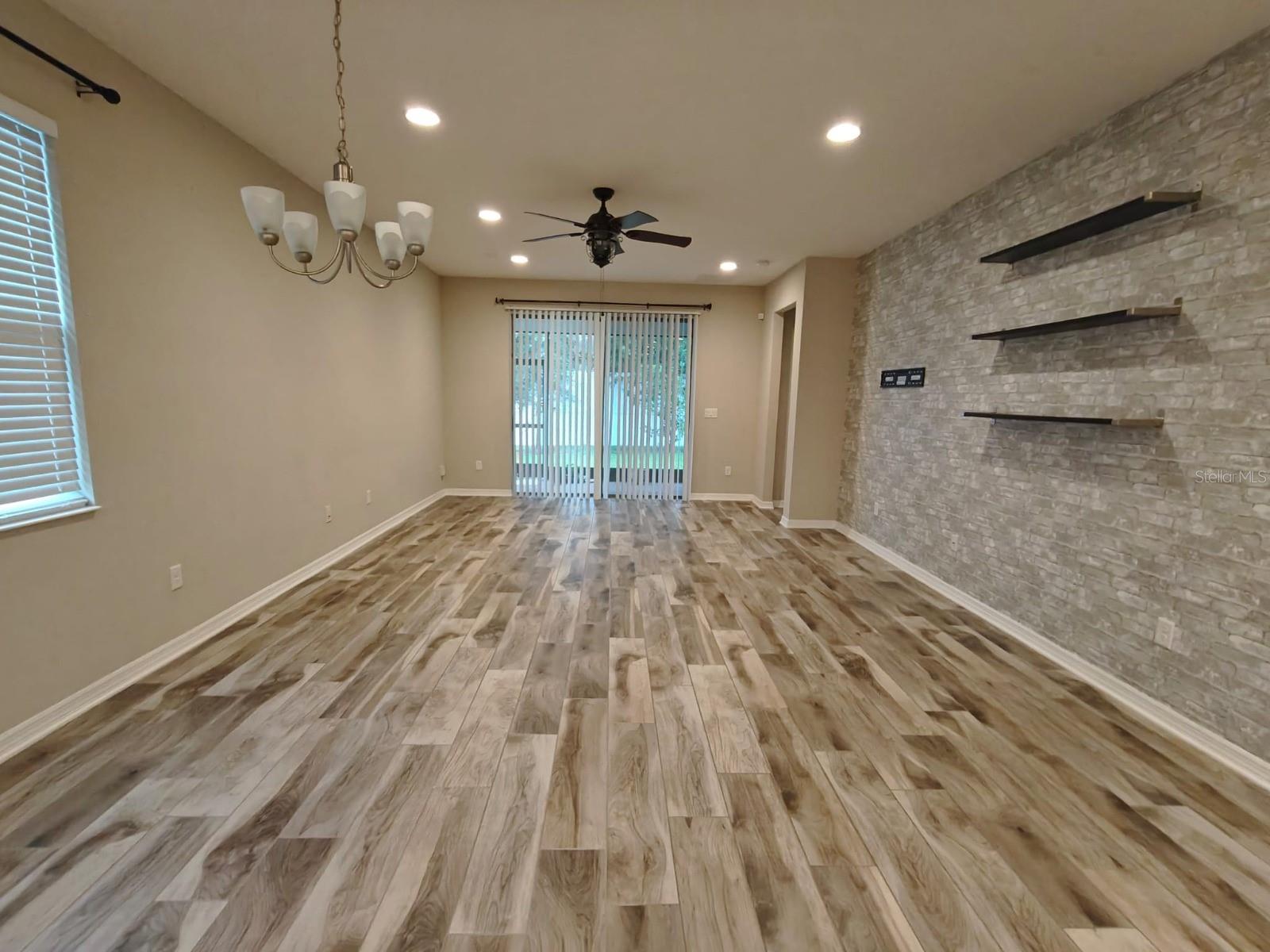 ORANGE CREEK - Residential Lease