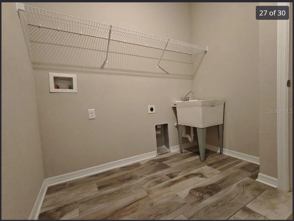 ORANGE CREEK - Residential Lease