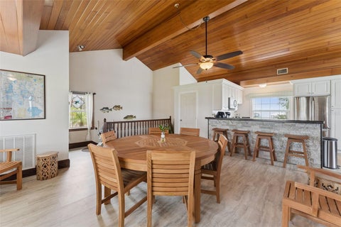 Tiny photo for 801 Lake Shore Drive, Leesburg, FL 34748 (MLS # G5115411)