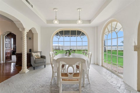 Tiny photo for 801 Lake Shore Drive, Leesburg, FL 34748 (MLS # G5115411)