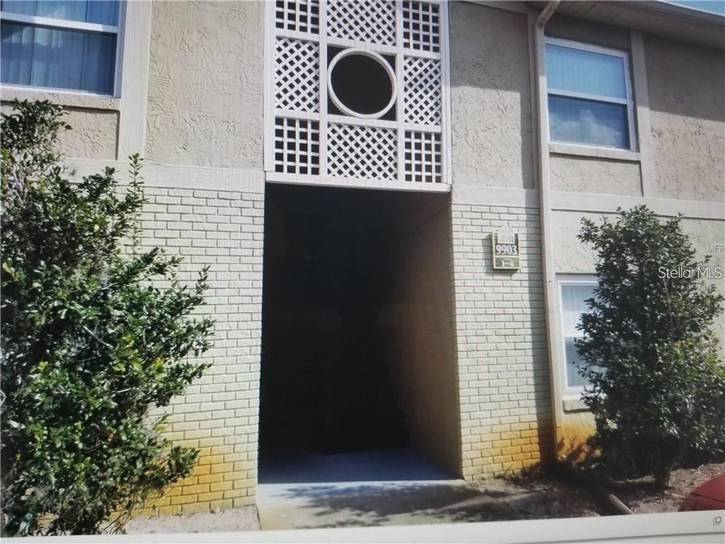 BEAUTIFUL 2 BEDROOMS 2 BATHS ON SECOND FLOOR, LOCATED ON BEAUTIFUL COMMUNITY FULL OF AMENITIES, CLOSE TO GREAT SCHOOLS, MAJOR ROADS, SHOPPINGAREAS, THEME PARKS.
UNIT BRINGS ALL APPLIANCES AS WASHER AND DRYER, FREE WATER, FREE PREVENTIVE PEST CONTROL
UNIT HAS TILES ALL OVER THE APARTMENT
PETS ARE WELCOME, SECURITY DEPOSIT ASSISTANCE