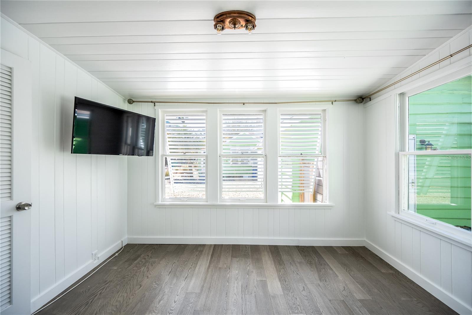 CONEY ISLAND - Residential