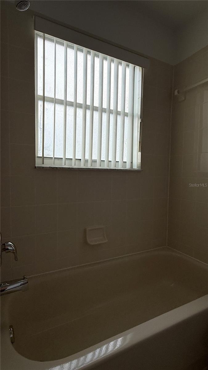 HAMPTON ESTATES - Residential