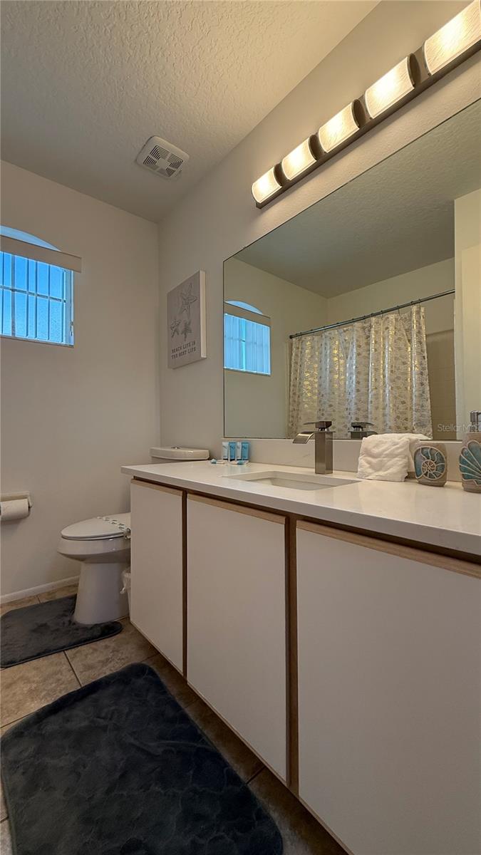 HAMPTON ESTATES - Residential