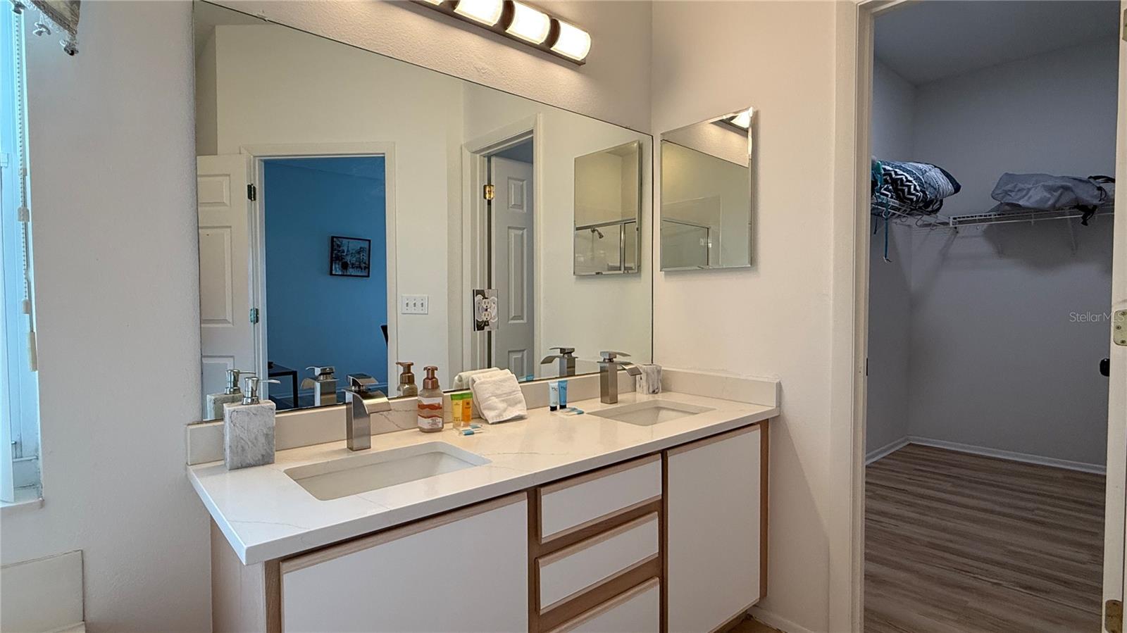 HAMPTON ESTATES - Residential