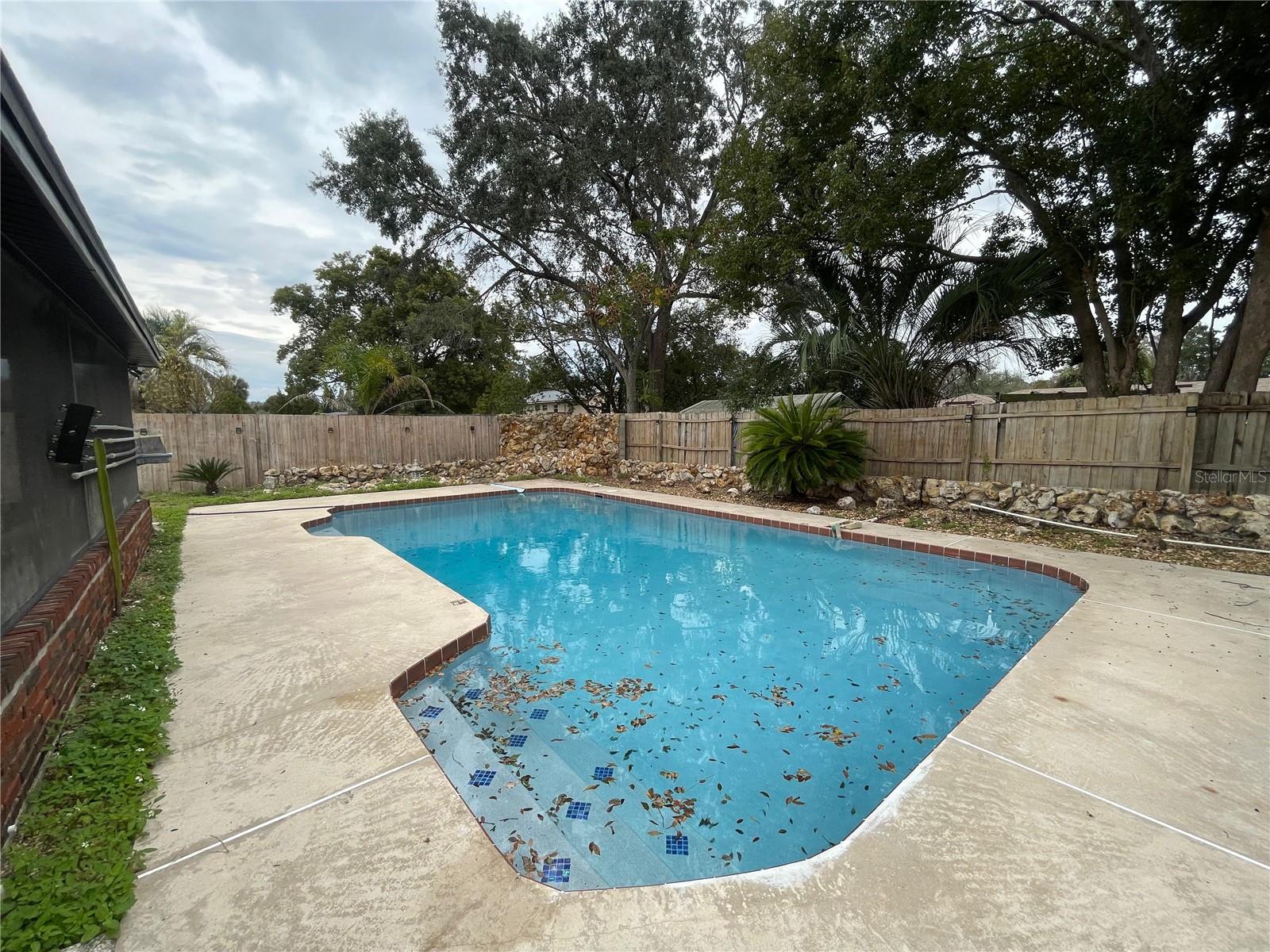 SPRING OAKS - Residential