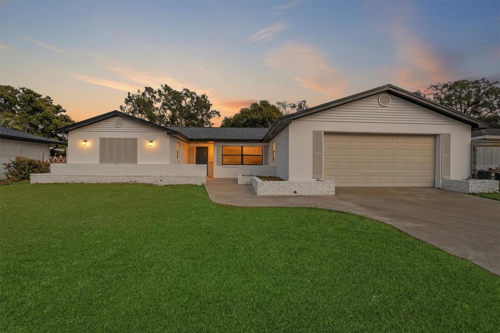 SPRING OAKS - Residential