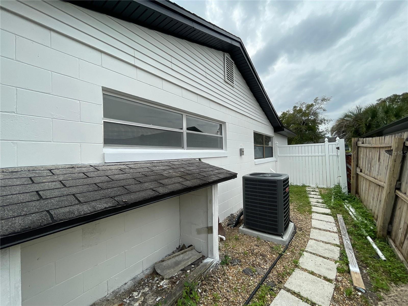 SPRING OAKS - Residential