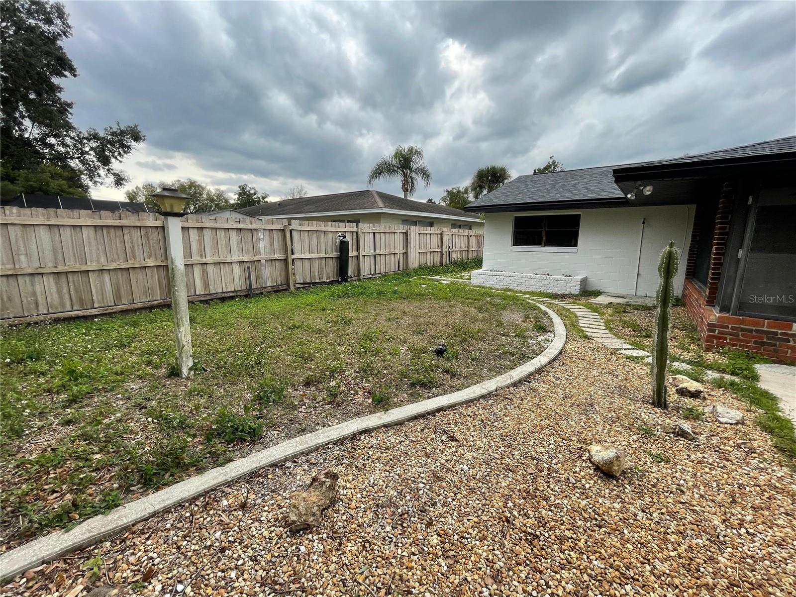 SPRING OAKS - Residential