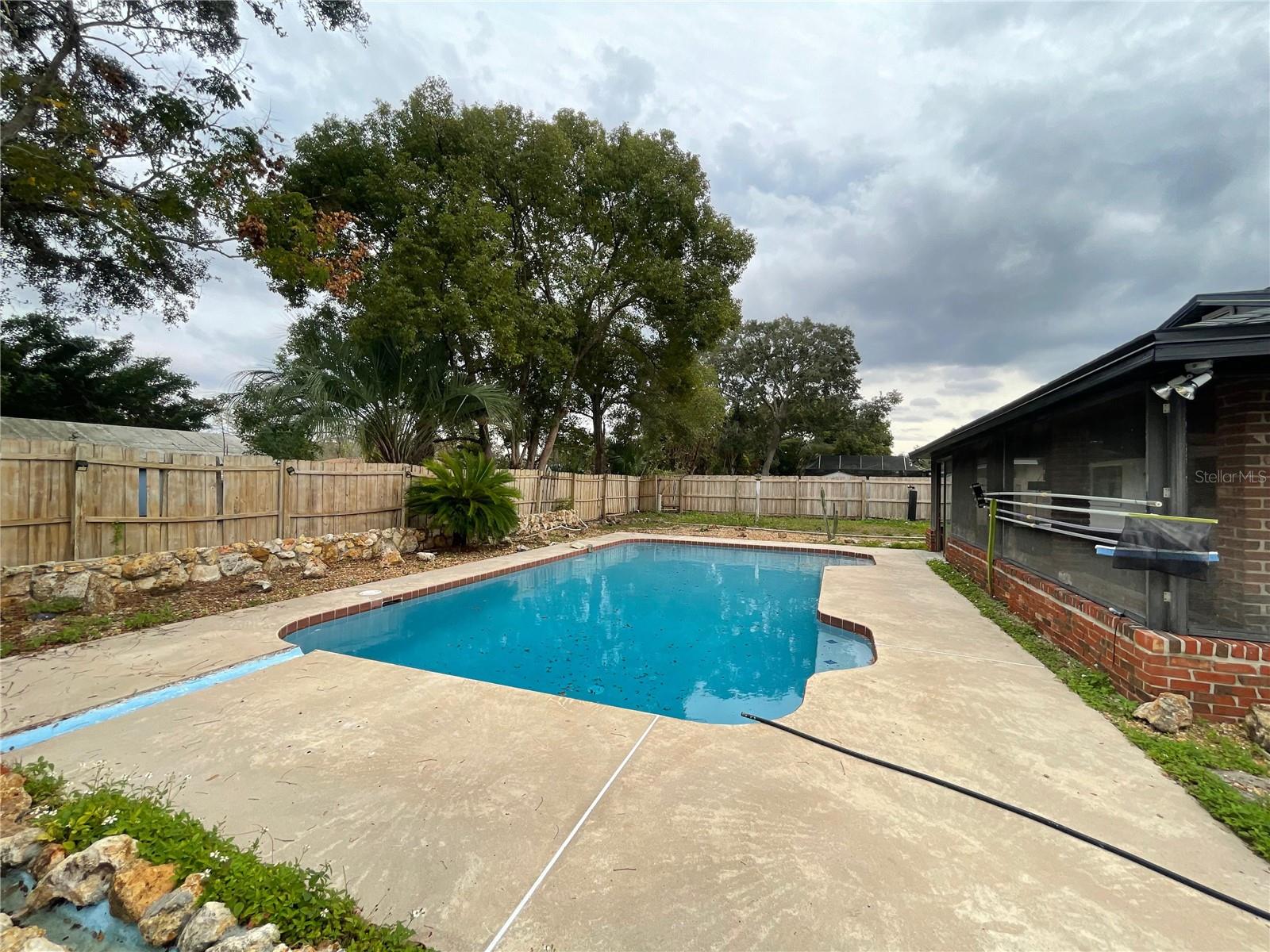 SPRING OAKS - Residential