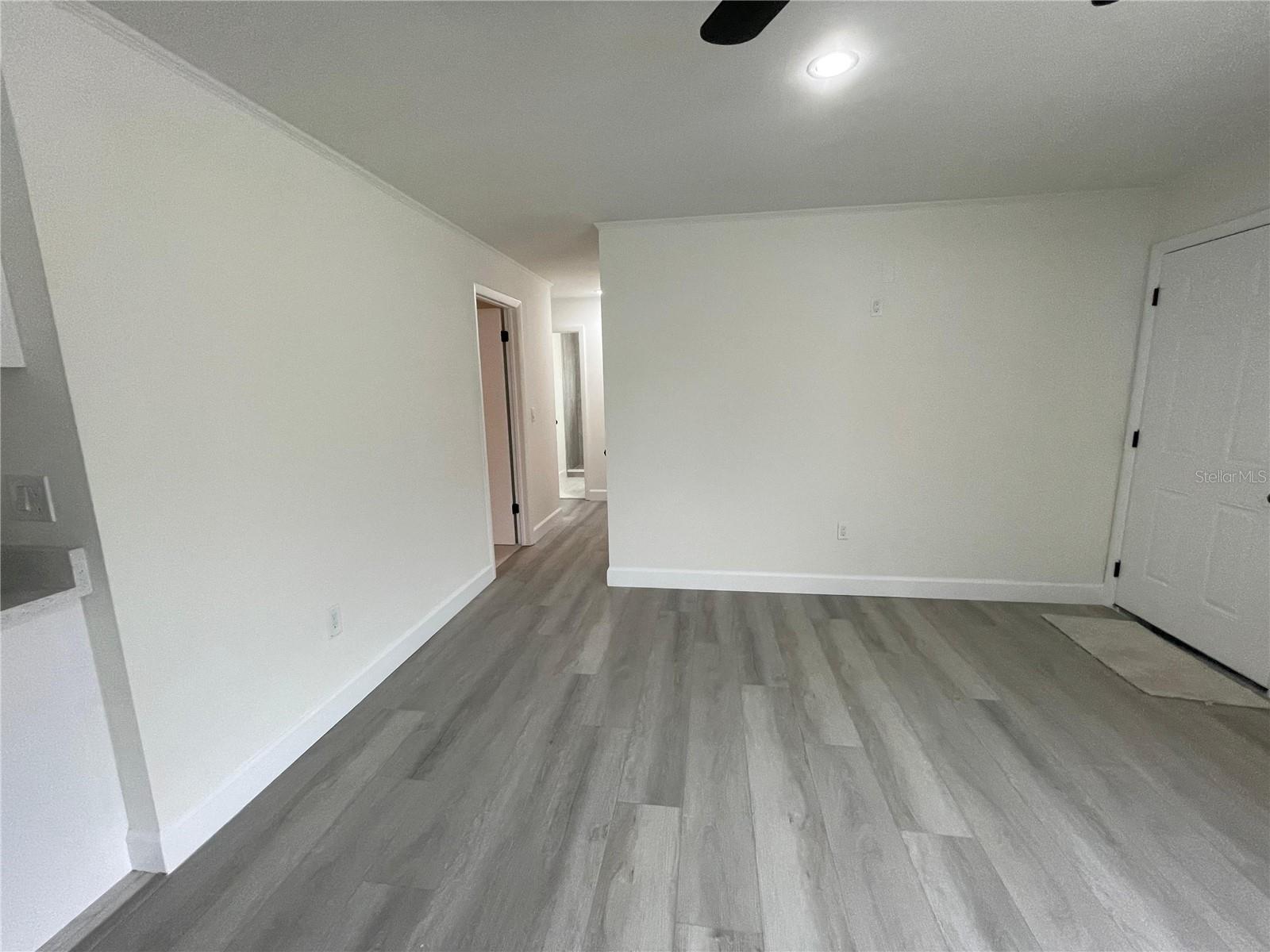 SPRING OAKS - Residential