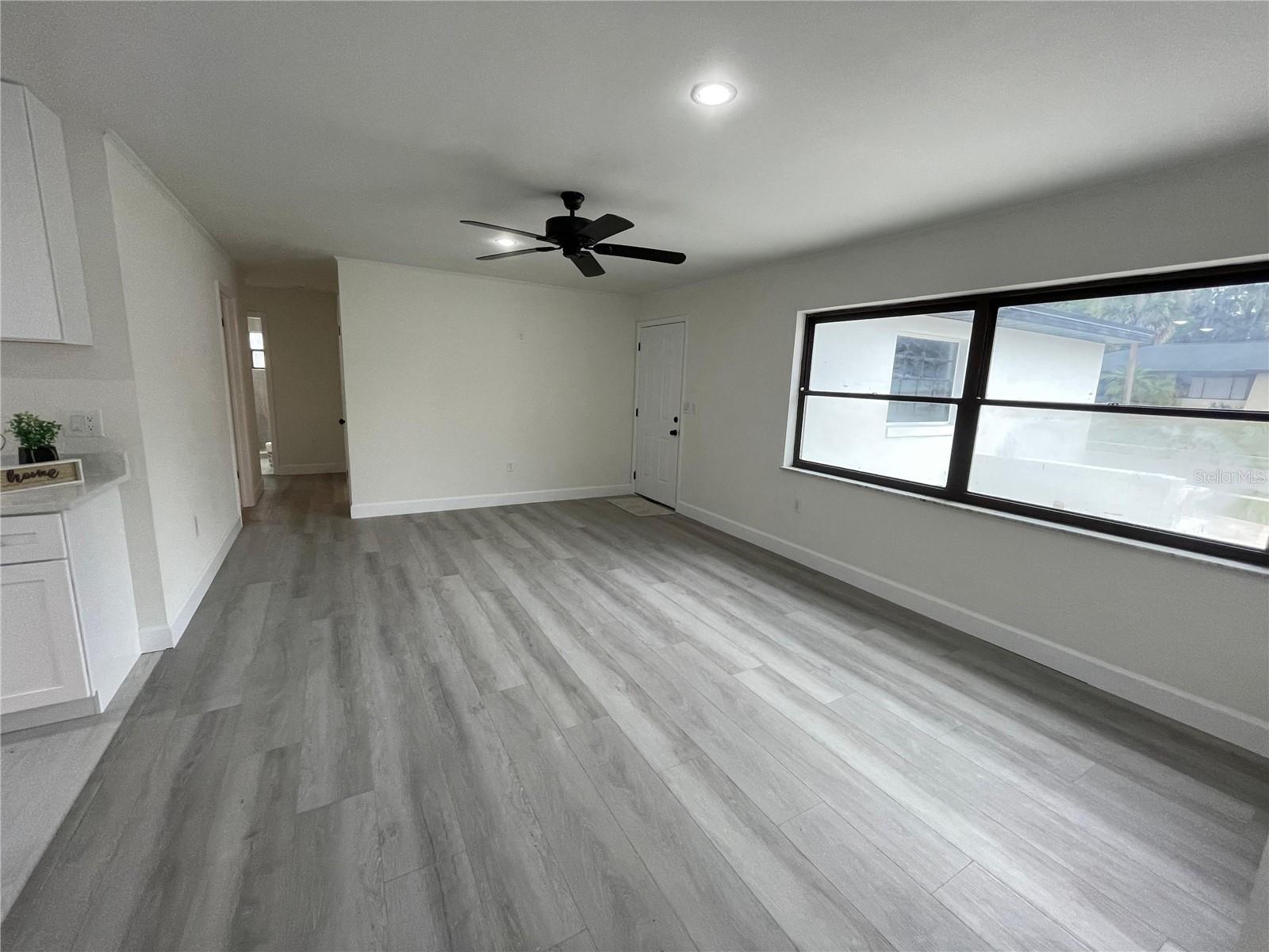 SPRING OAKS - Residential