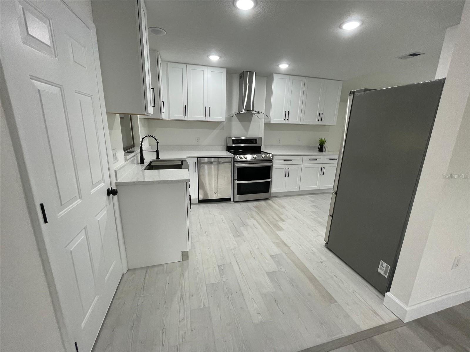 SPRING OAKS - Residential