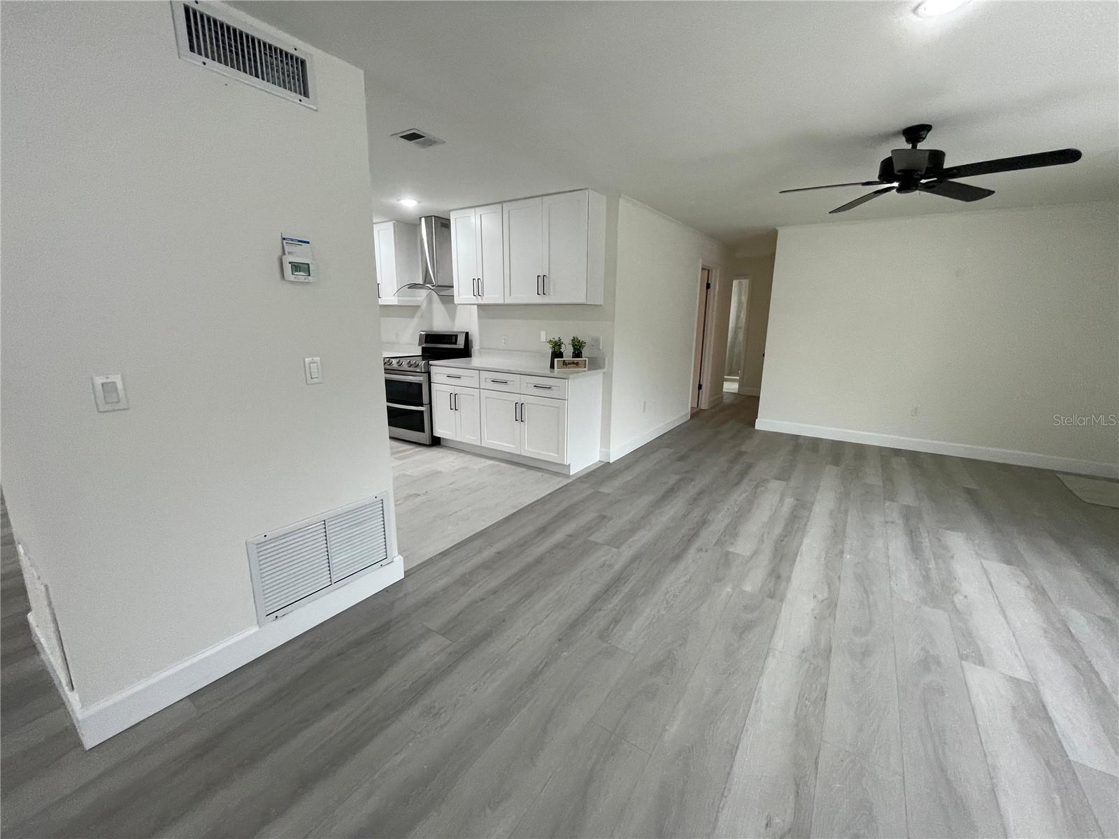 SPRING OAKS - Residential