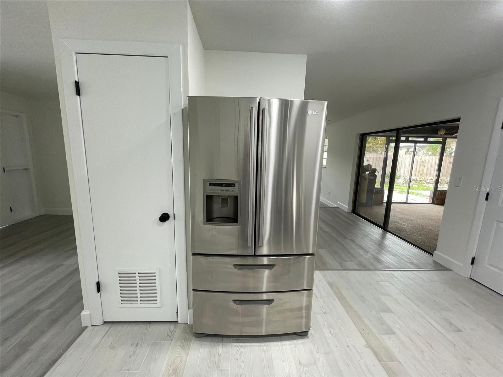 SPRING OAKS - Residential