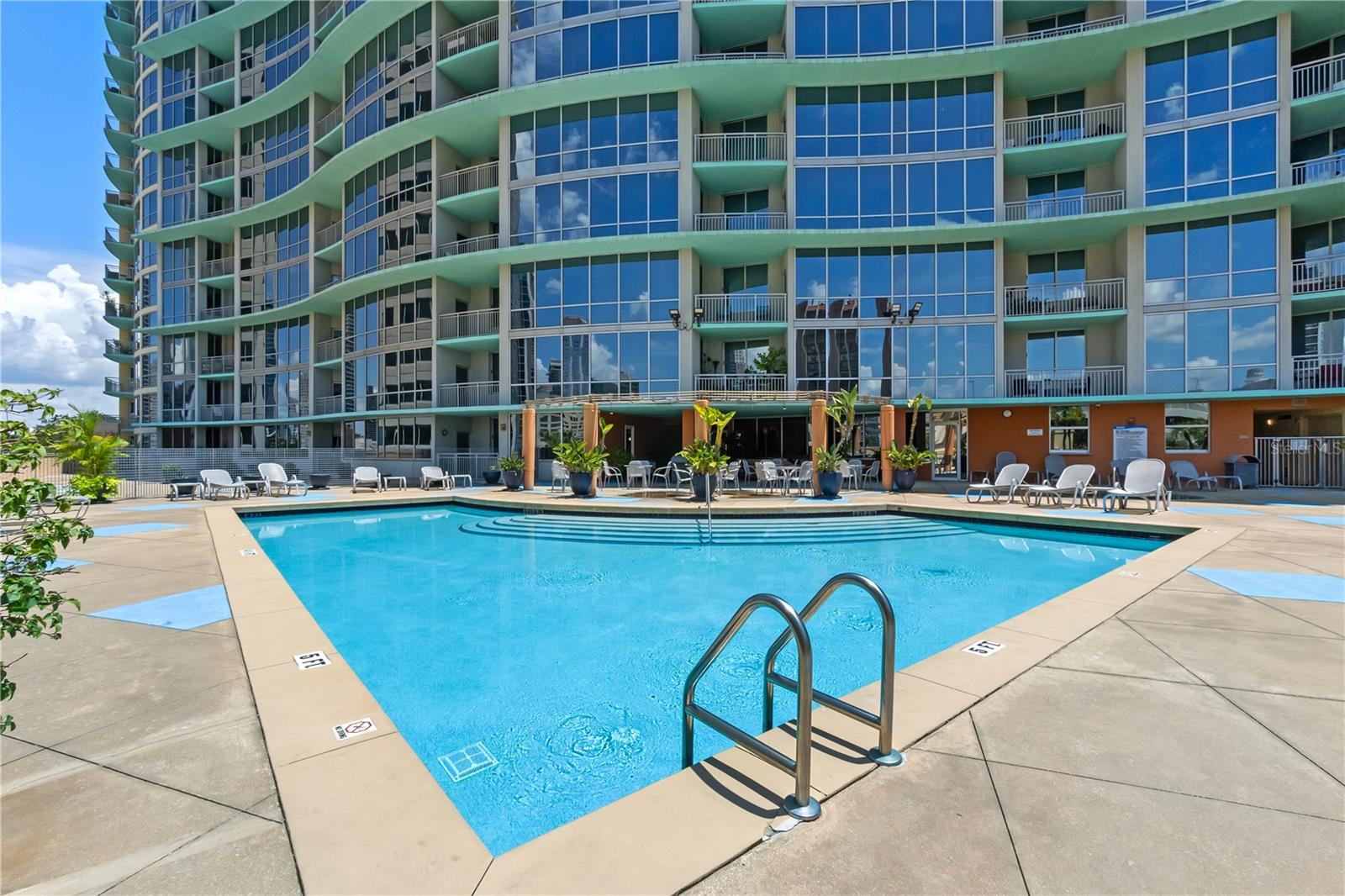 322 E CENTRAL BOULEVARD 1004