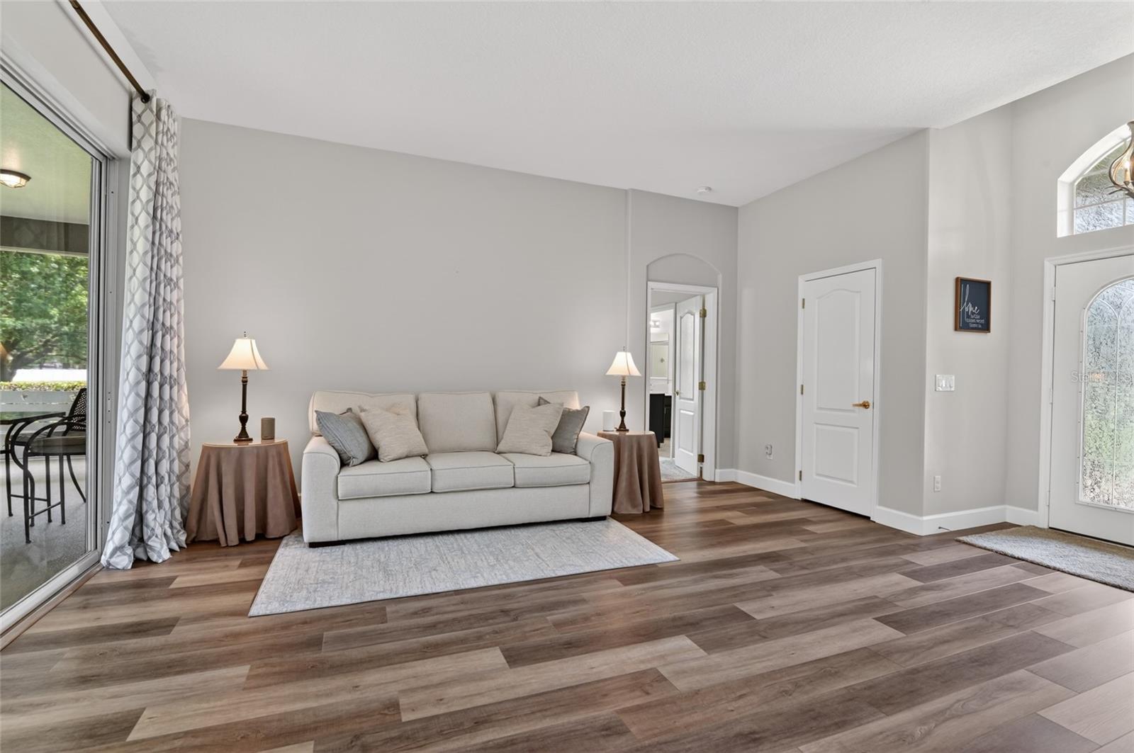 ROCK SPRINGS RIDGE PH 01 - Residential