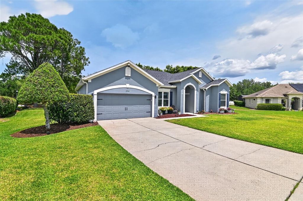 Photo of 3744 Clydebank Ct, Apopka, FL 32712 (MLS # O6402838)