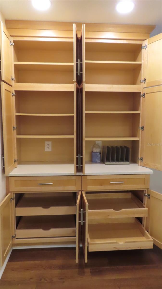 ON TOP OF THE WORLD - Residential