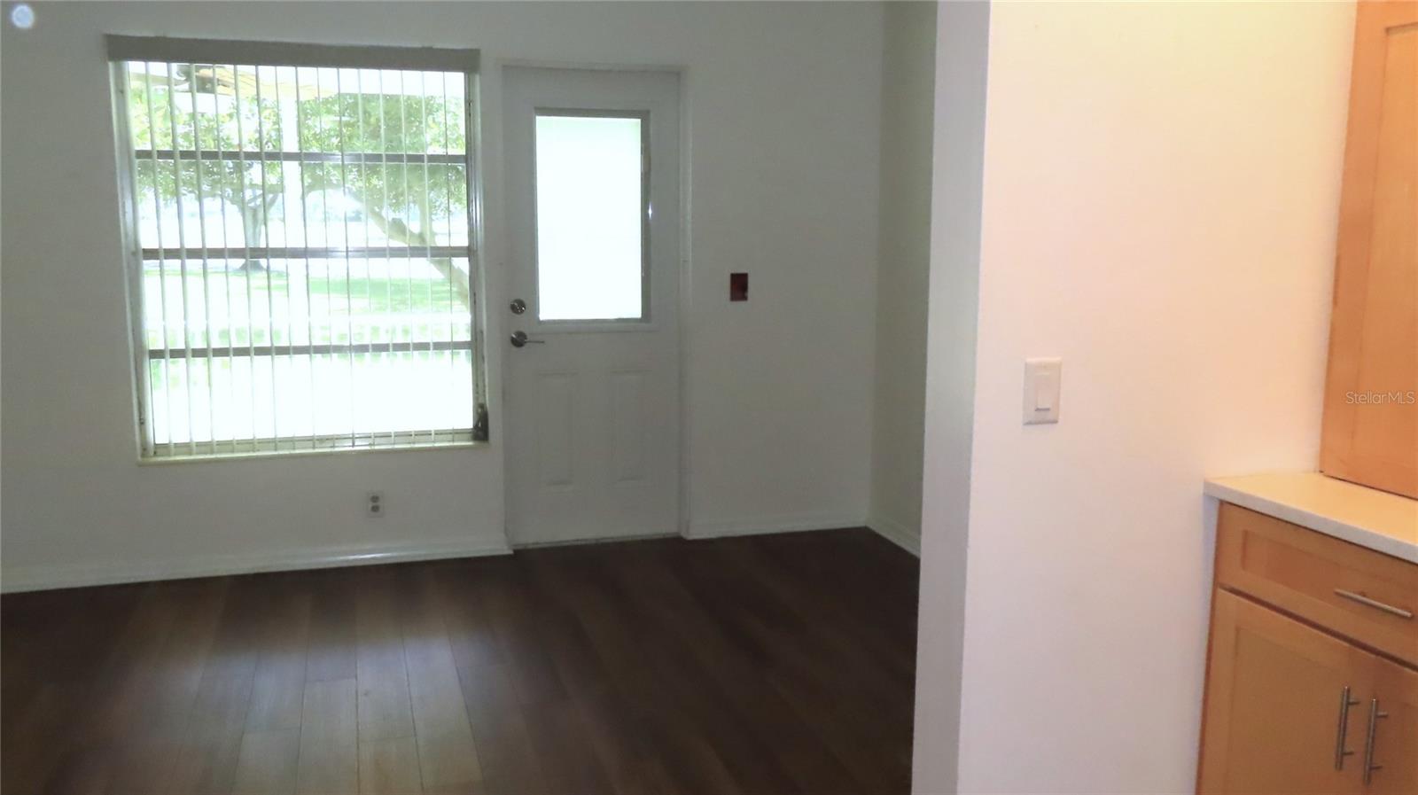 ON TOP OF THE WORLD - Residential