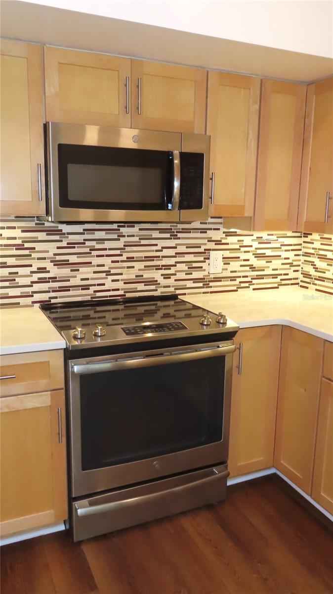 ON TOP OF THE WORLD - Residential