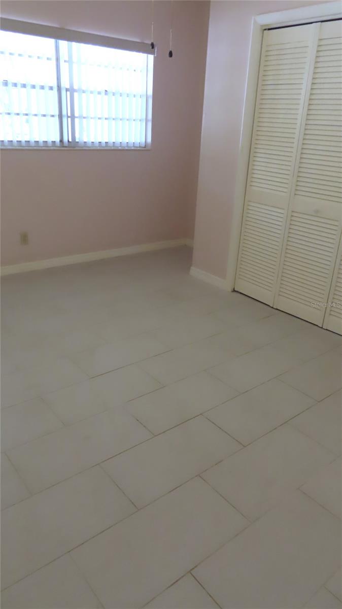 ON TOP OF THE WORLD - Residential