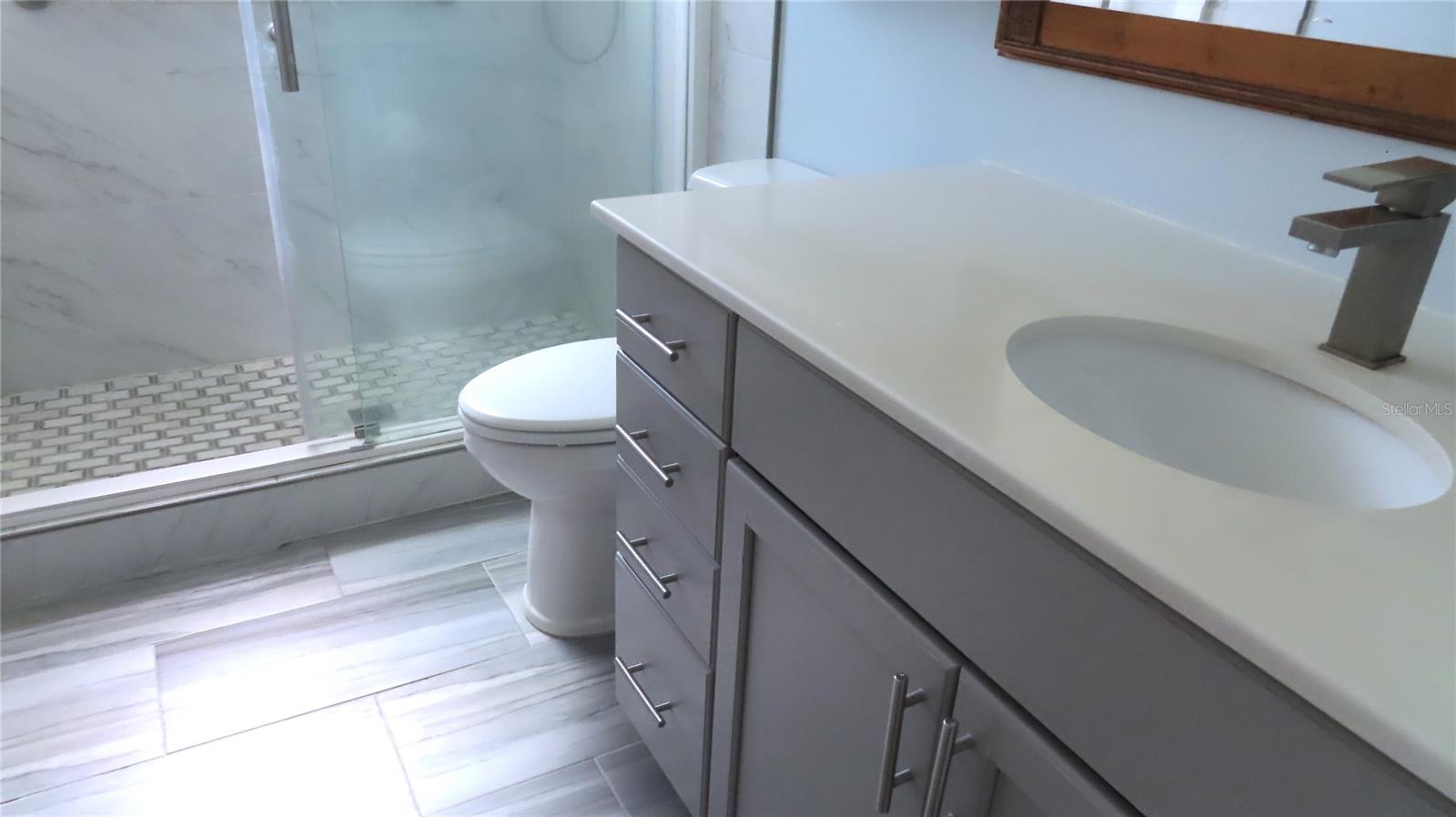 ON TOP OF THE WORLD - Residential