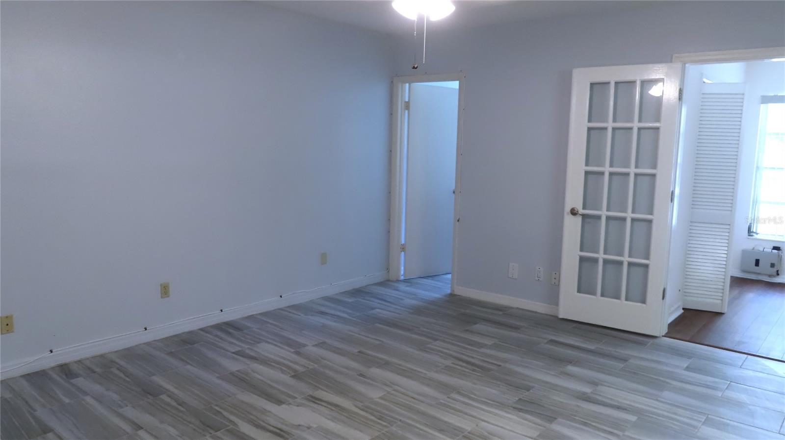 ON TOP OF THE WORLD - Residential