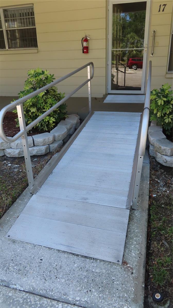 ON TOP OF THE WORLD - Residential