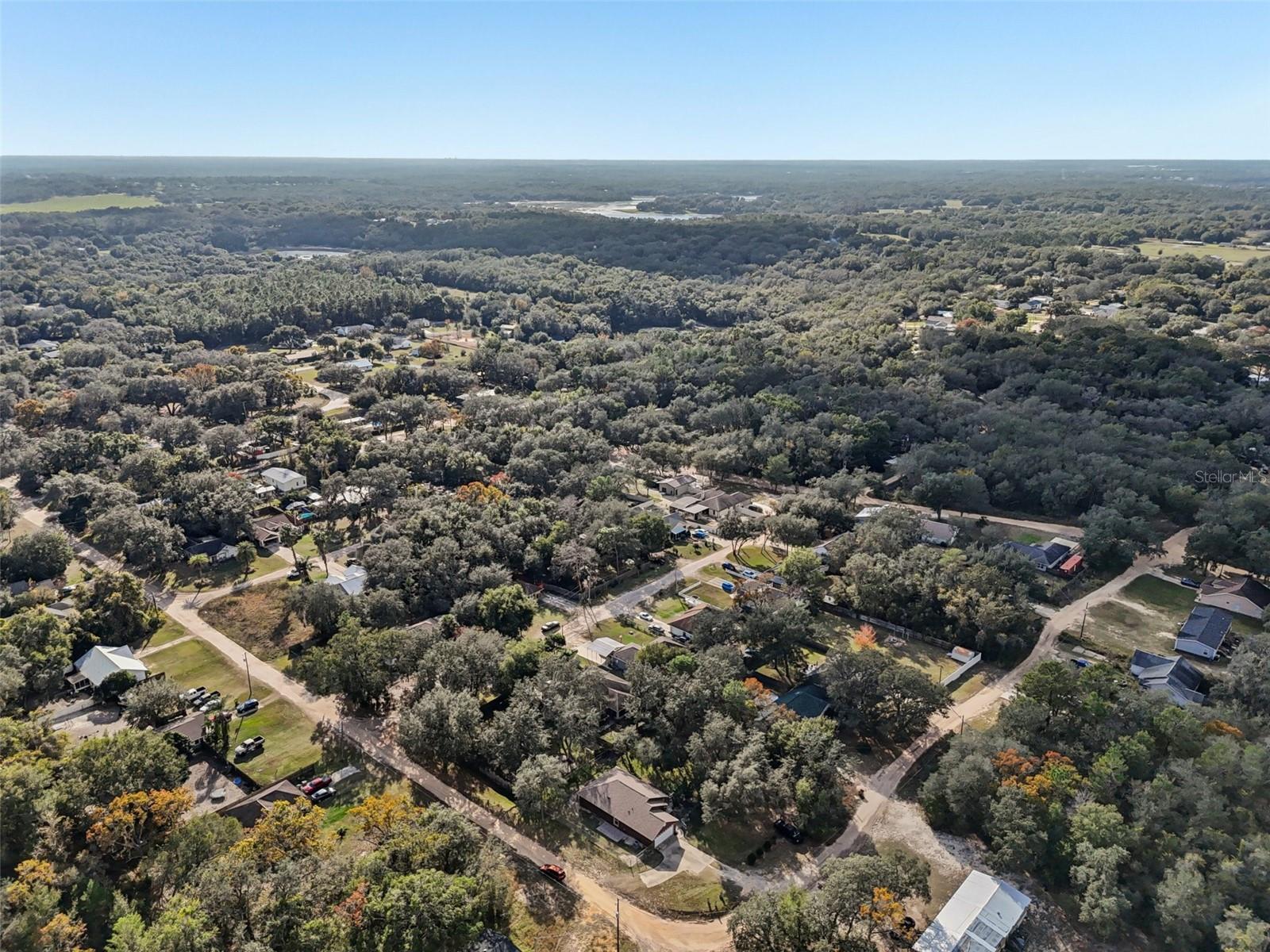 CARLTON VILLAGE PARK - Residential