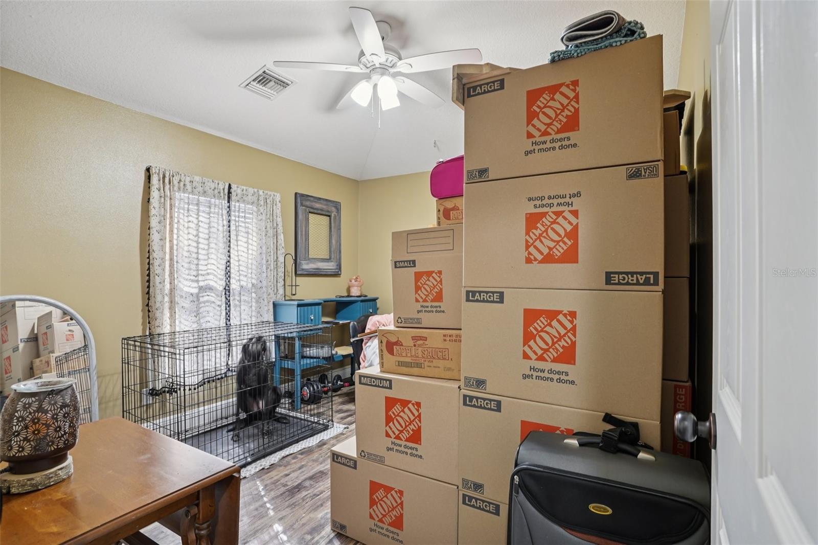 CARLTON VILLAGE PARK - Residential