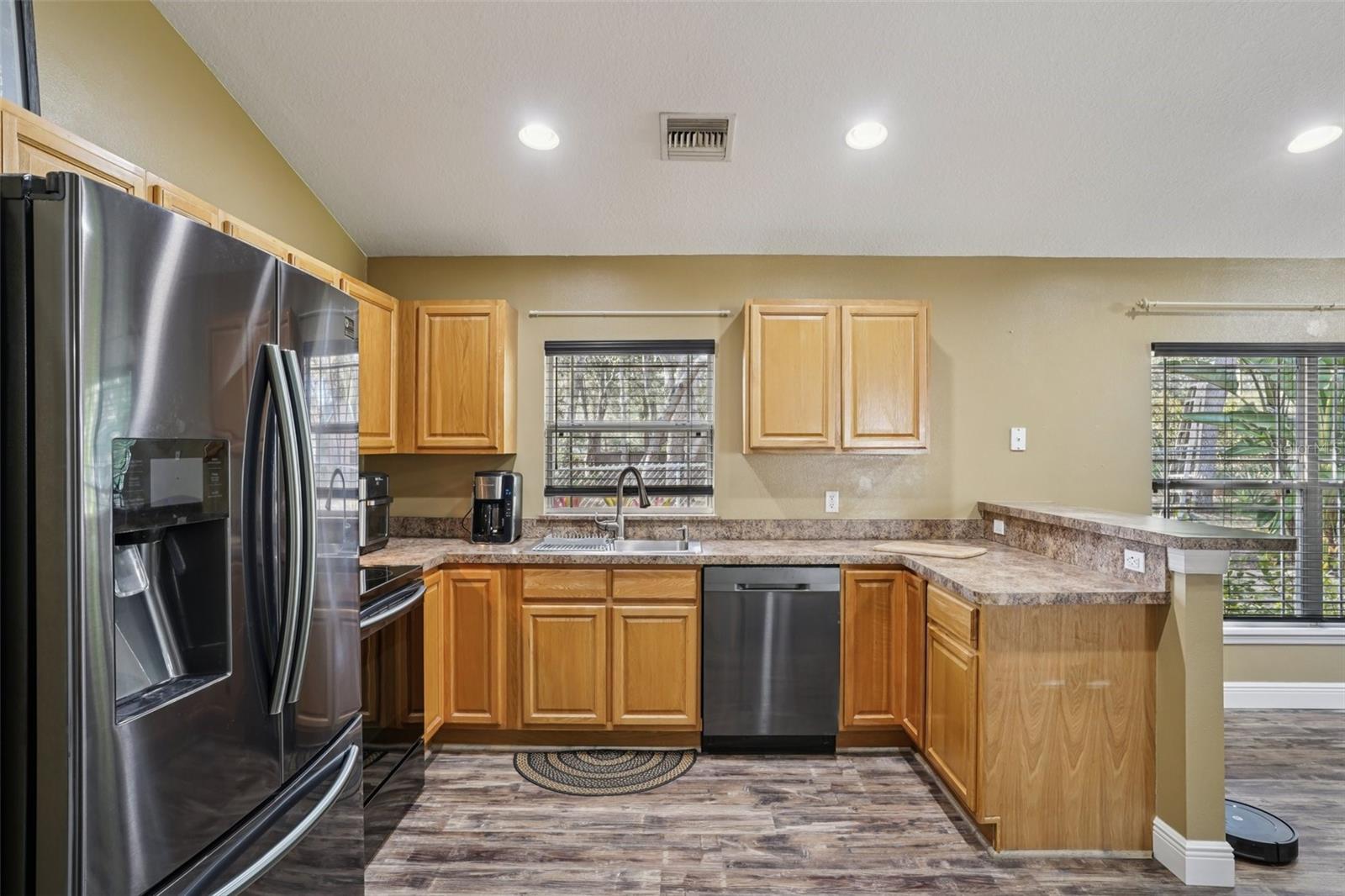 CARLTON VILLAGE PARK - Residential