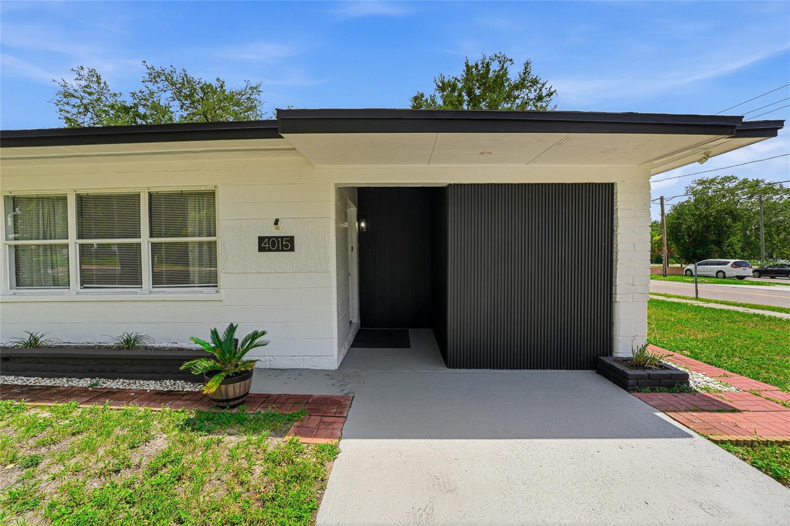 4015 RIVER HILLS DRIVE