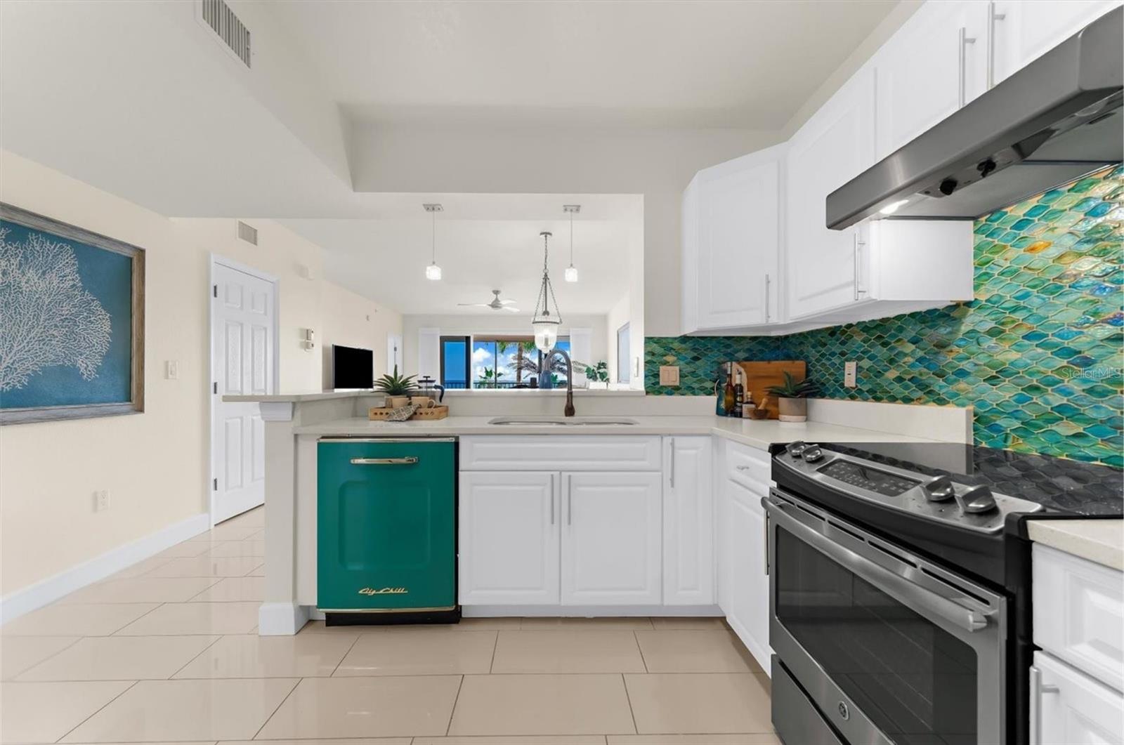 TIDES BEACH CLUB CONDO - Residential