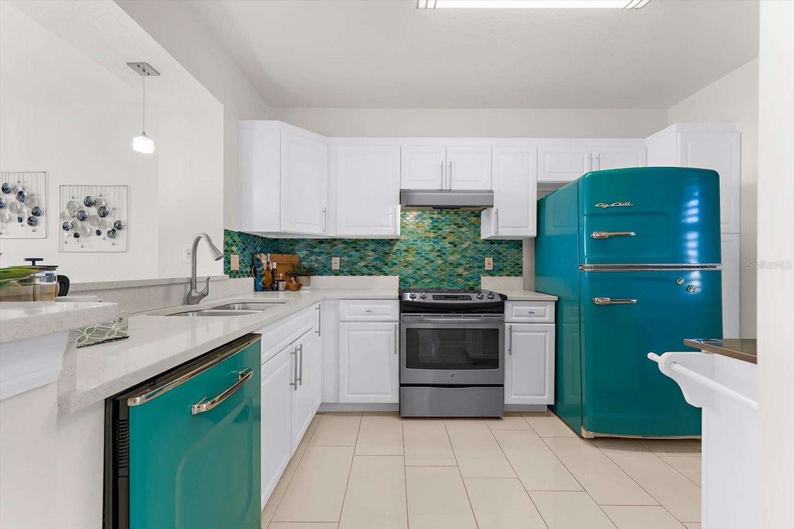 TIDES BEACH CLUB CONDO - Residential
