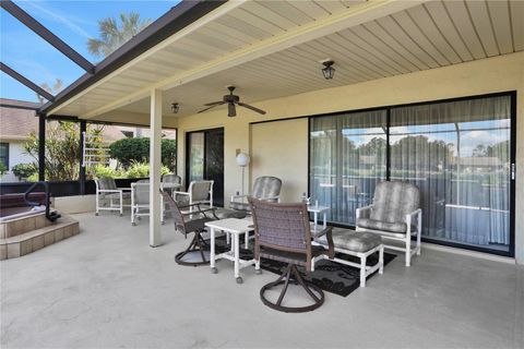 A home in WINTER HAVEN