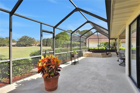 A home in WINTER HAVEN