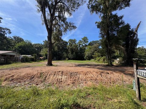 Tiny photo for 1620 NW 44th Street, Ocala, FL 34475 (MLS # OM707877)