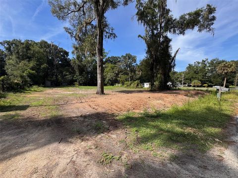 Photo of 1620 NW 44th Street, Ocala, FL 34475 (MLS # OM707877)