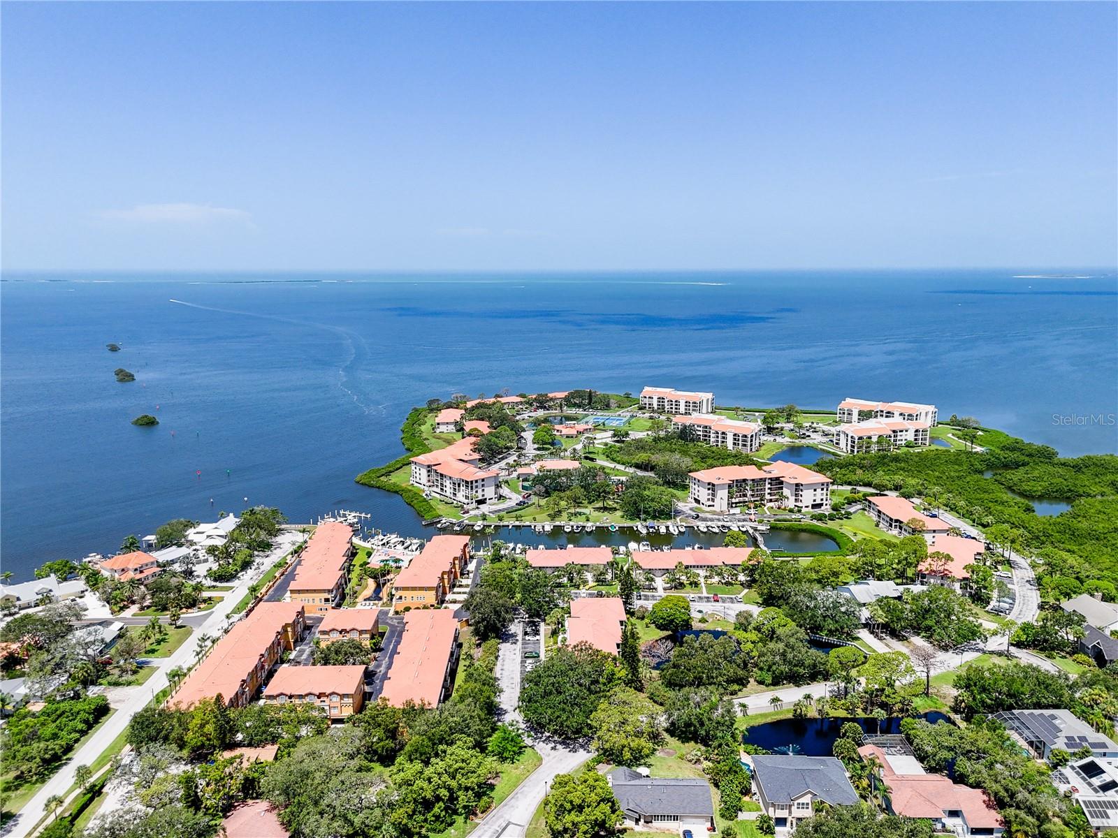 1800 MARINER DRIVE 8