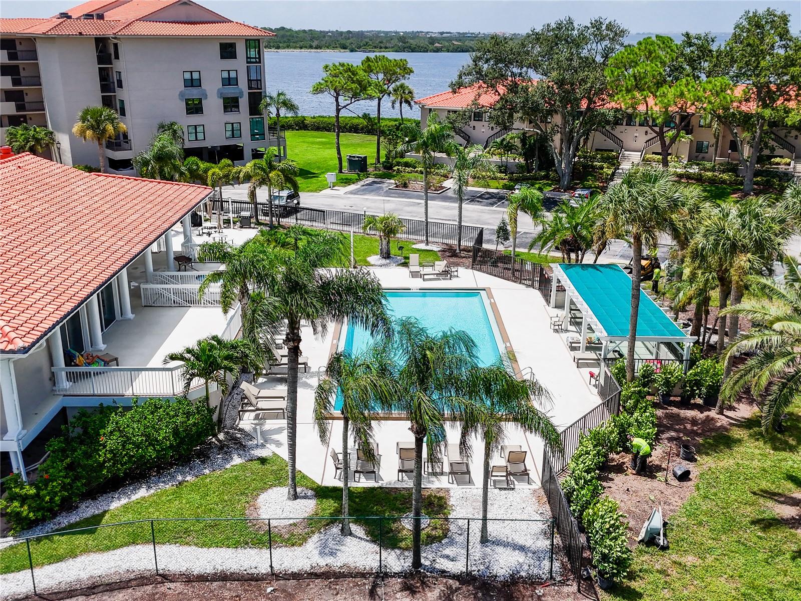 1800 MARINER DRIVE 8