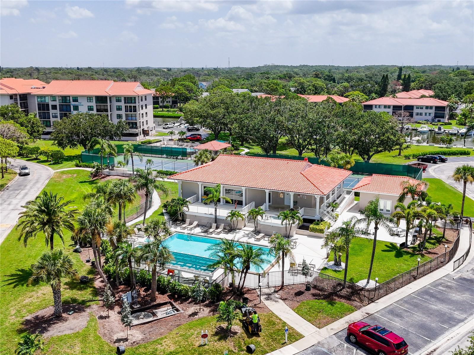1800 MARINER DRIVE 8