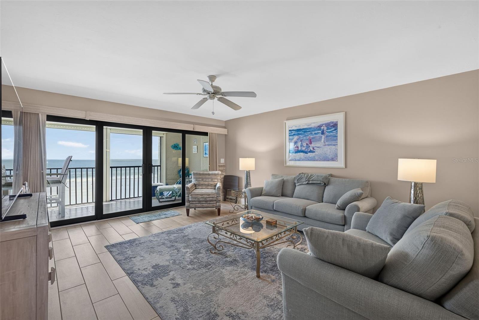 538 ESTERO BOULEVARD 203