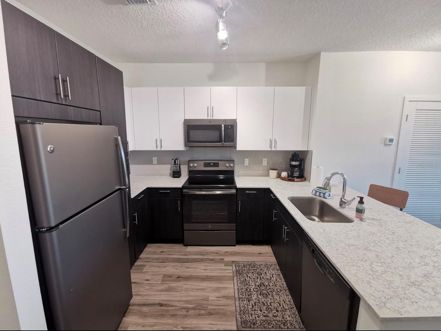 CENTRAL PARK SUB - Residential Lease