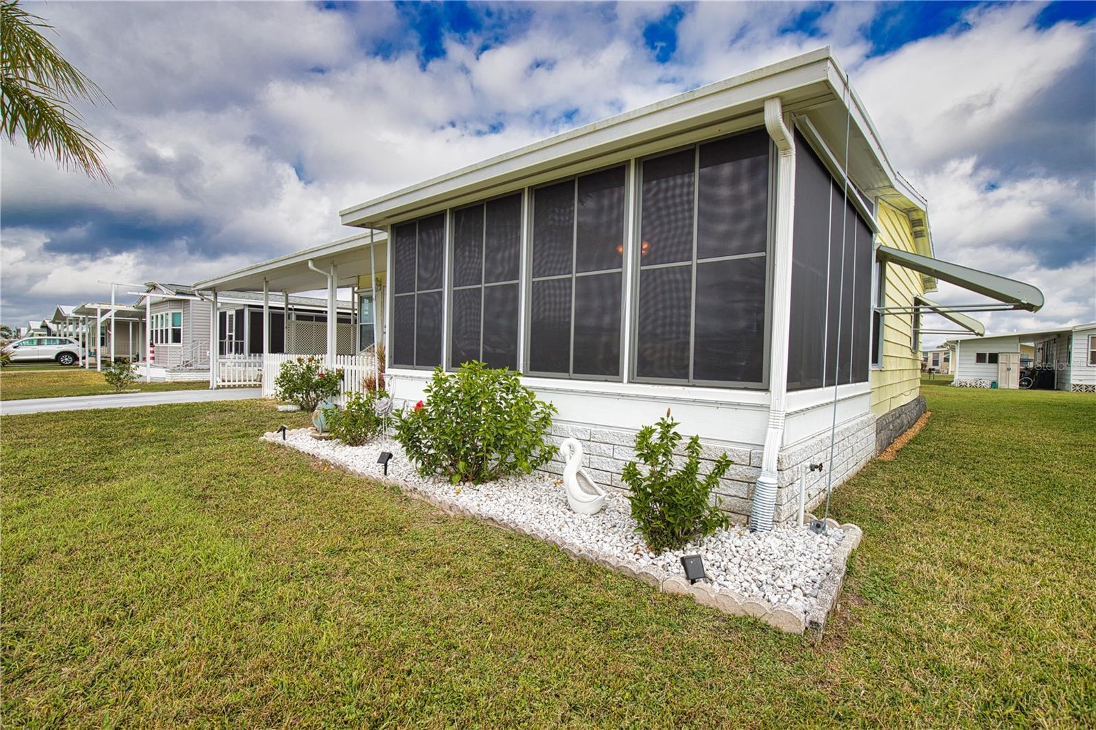 LA CASA MHP CO-OP - Residential