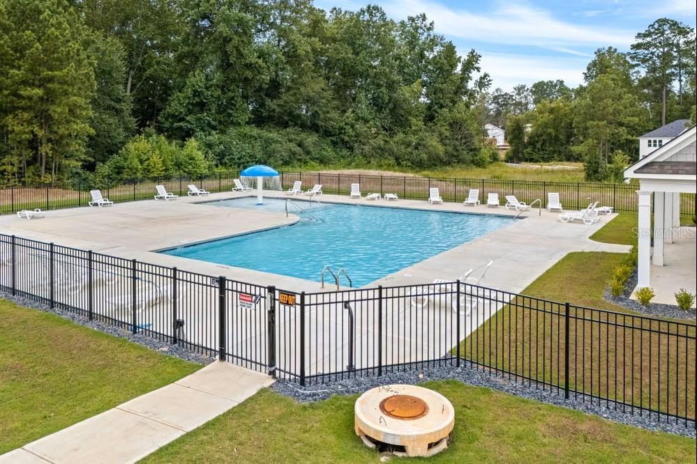 CROSSVINE VILLAGE - Residential