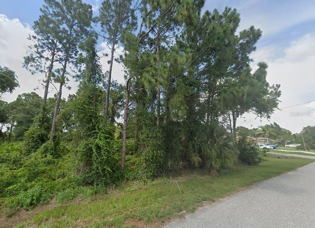Photo of 13 Leona Avenue, North Port, FL 34291 (MLS # A4566867)