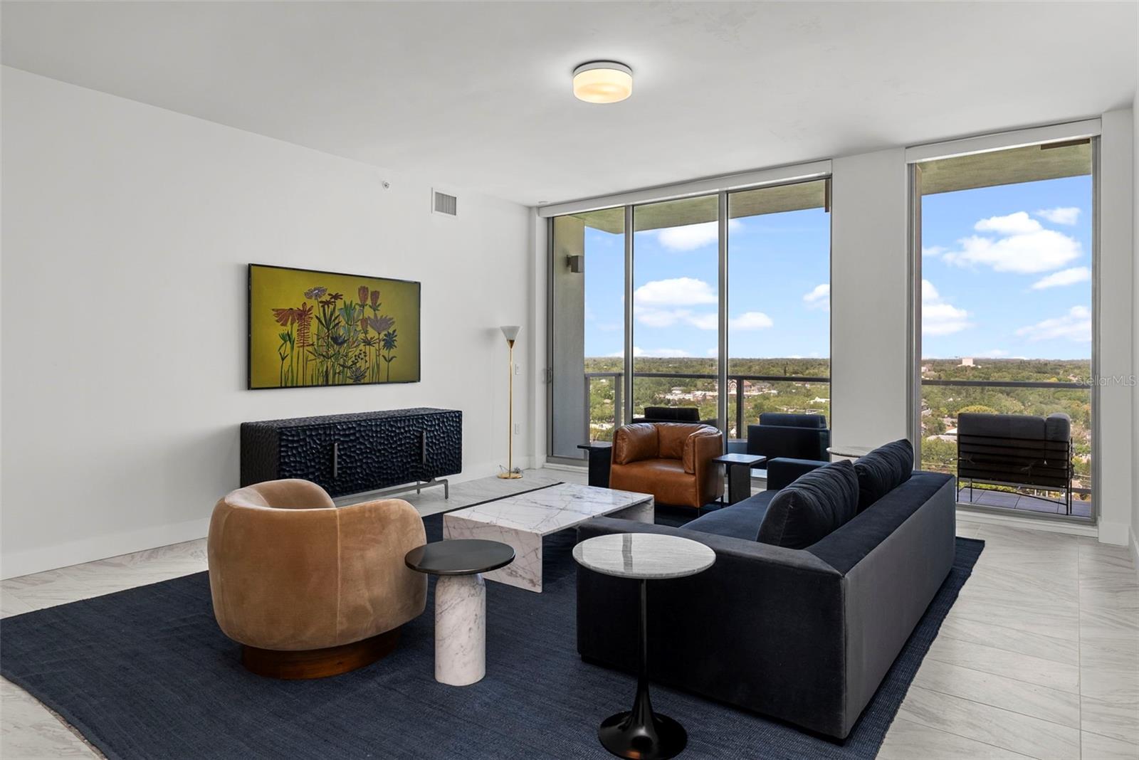 REFLECTION CONDO - Residential Lease