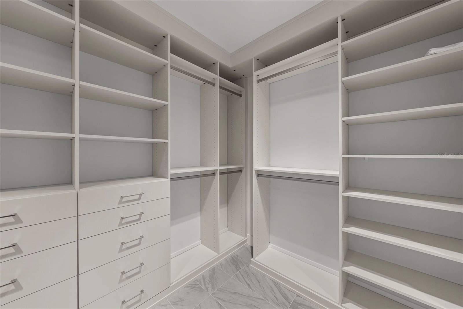 REFLECTION CONDO - Residential Lease